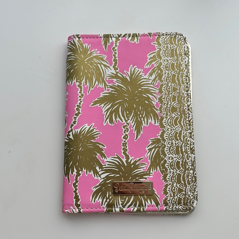 Lily Pulitzer wallet